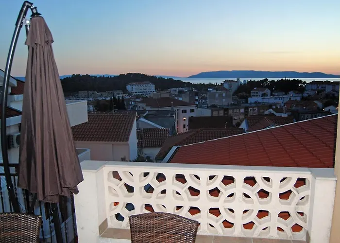 Casa de hóspedes And With Parking Space - 6834 Makarska